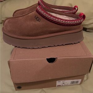 UGG Tazz brown suede